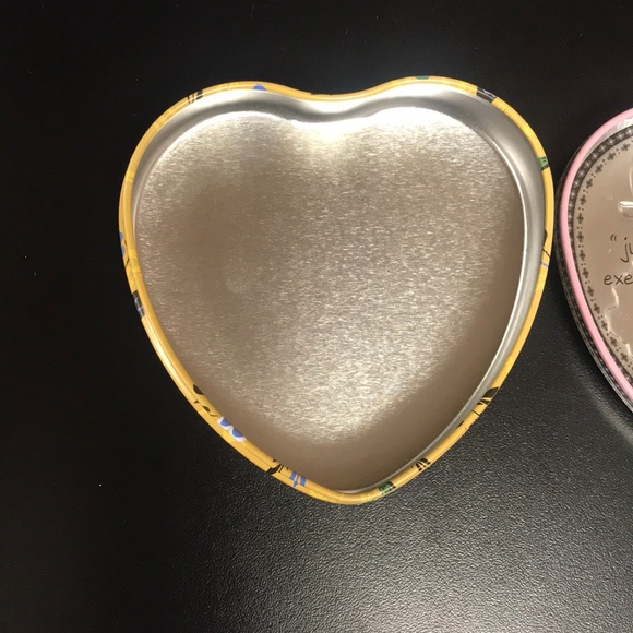 BRIGHTON HEART TIN - Picture 3 of 4